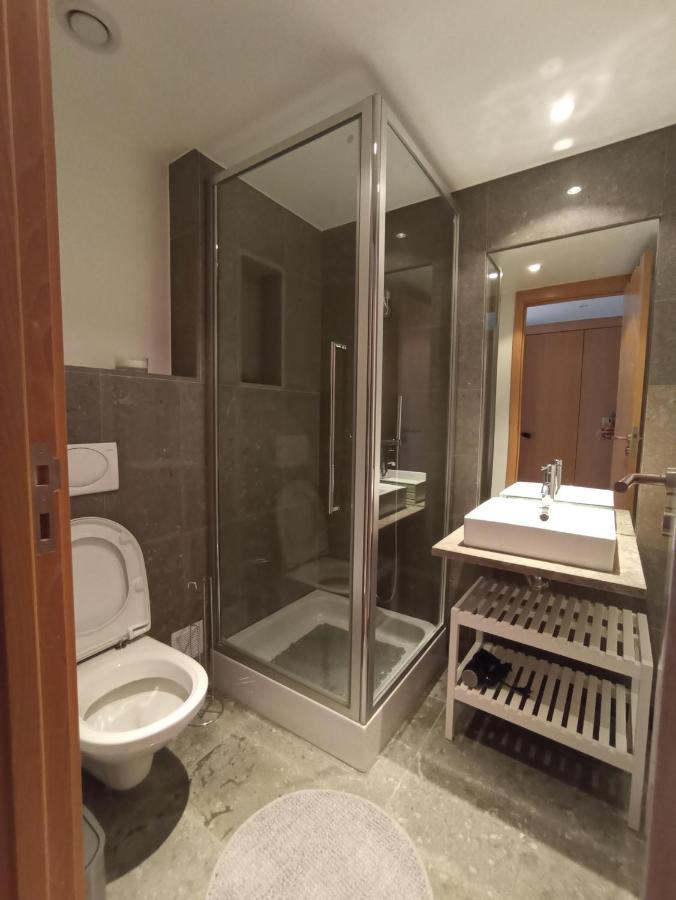Modern Marina Apartment Lagos Bagian luar foto